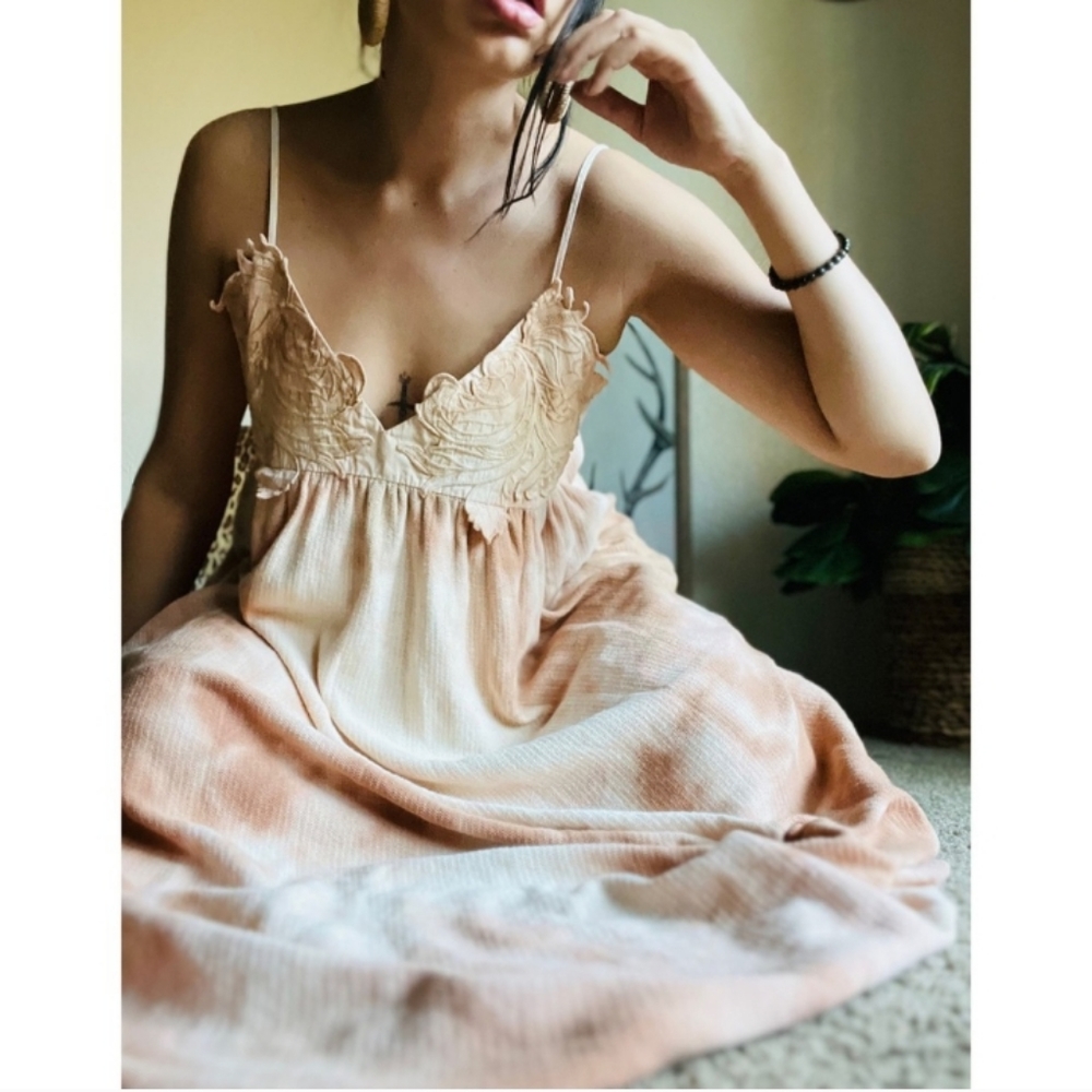 Zara tie dye embroidered applique beige rose knit midi maxi dress size medium M